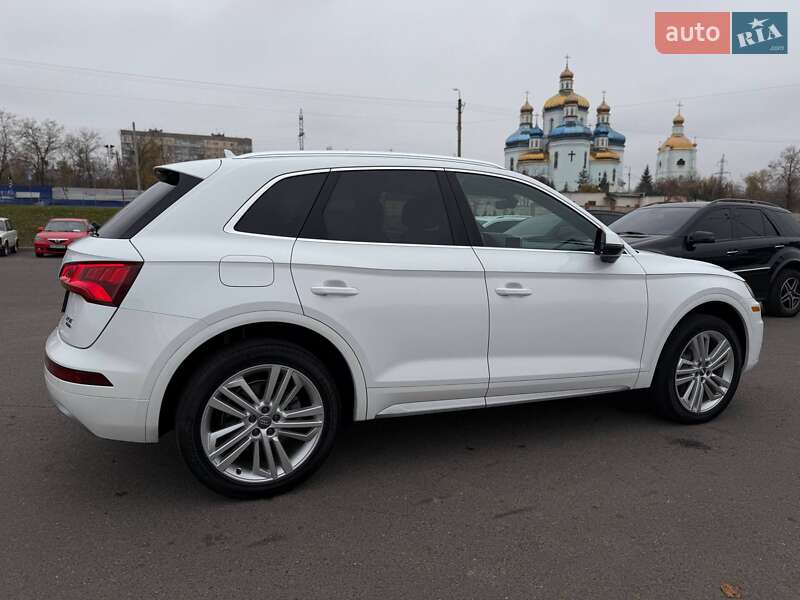 Позашляховик / Кросовер Audi Q5 2018 в Кривому Розі