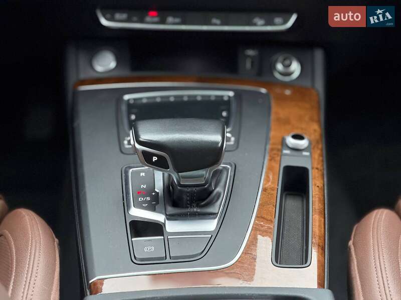 Позашляховик / Кросовер Audi Q5 2018 в Кривому Розі