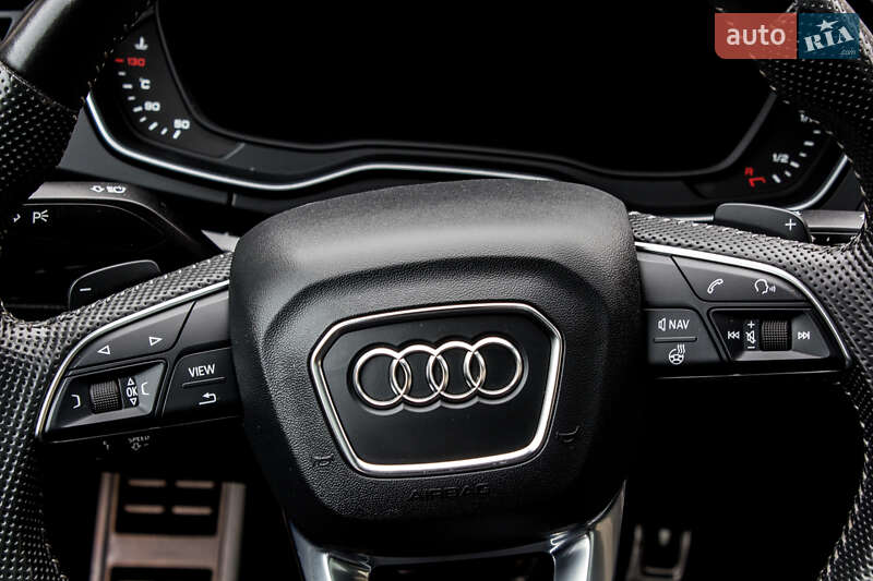 Внедорожник / Кроссовер Audi Q5 2020 в Нововолынске