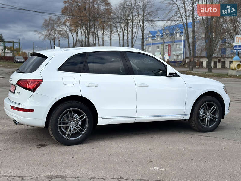 Внедорожник / Кроссовер Audi Q5 2016 в Сумах