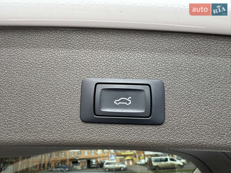 Внедорожник / Кроссовер Audi Q5 2016 в Сумах