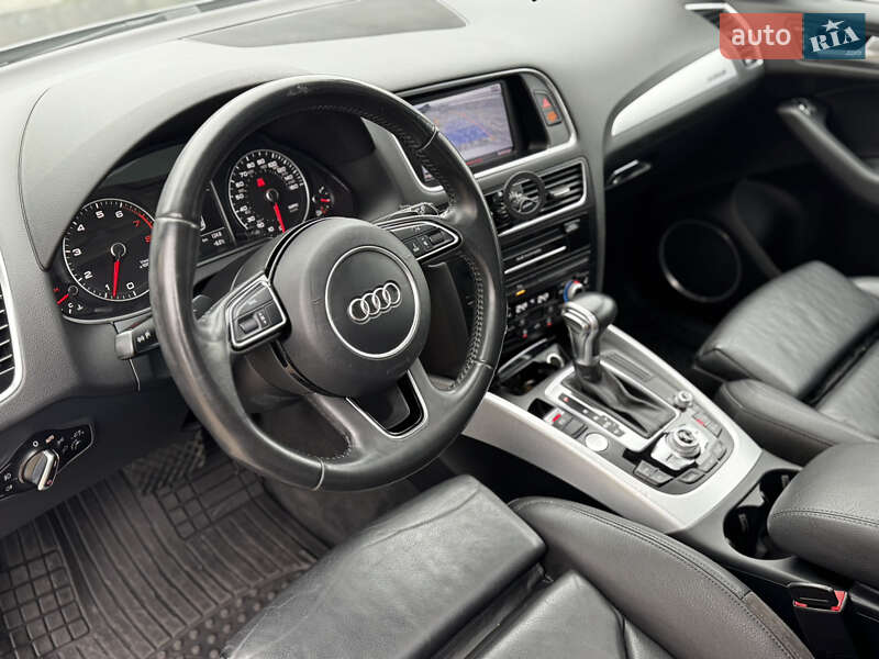 Внедорожник / Кроссовер Audi Q5 2013 в Киеве