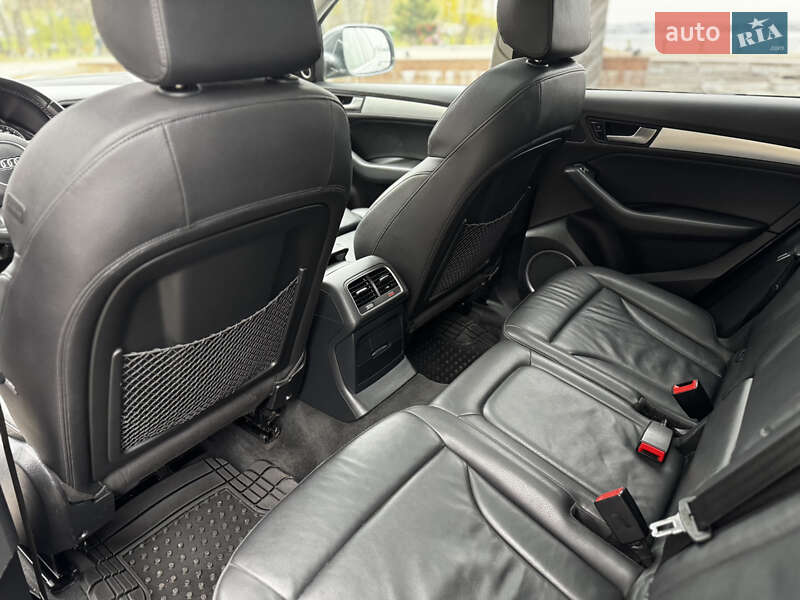 Внедорожник / Кроссовер Audi Q5 2013 в Киеве