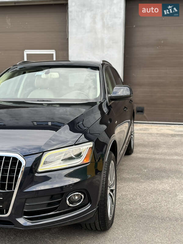 Позашляховик / Кросовер Audi Q5 2013 в Володимирі