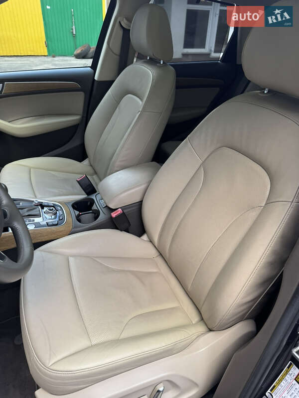 Позашляховик / Кросовер Audi Q5 2013 в Володимирі