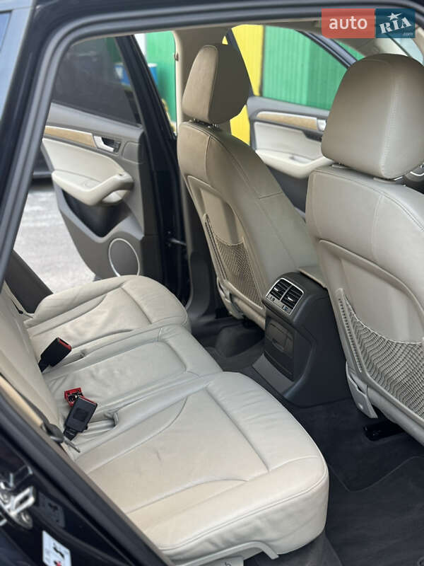 Позашляховик / Кросовер Audi Q5 2013 в Володимирі