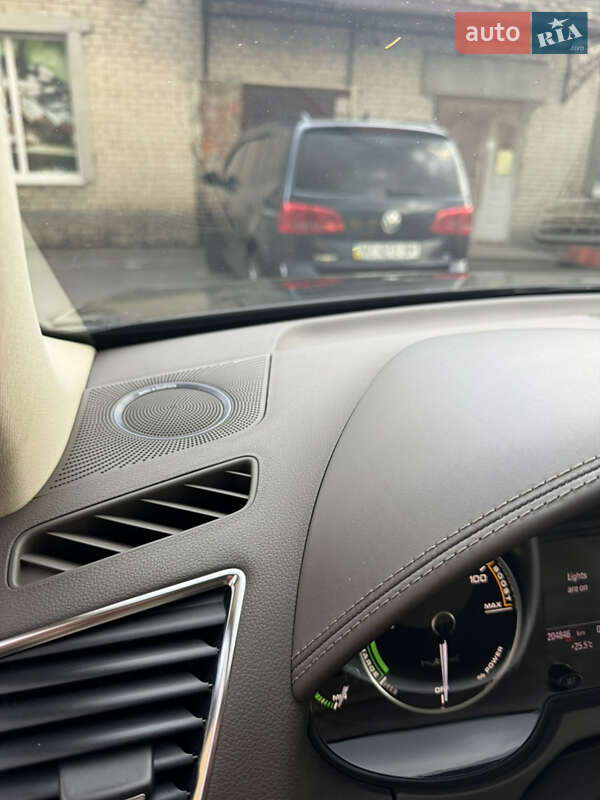 Позашляховик / Кросовер Audi Q5 2013 в Володимирі