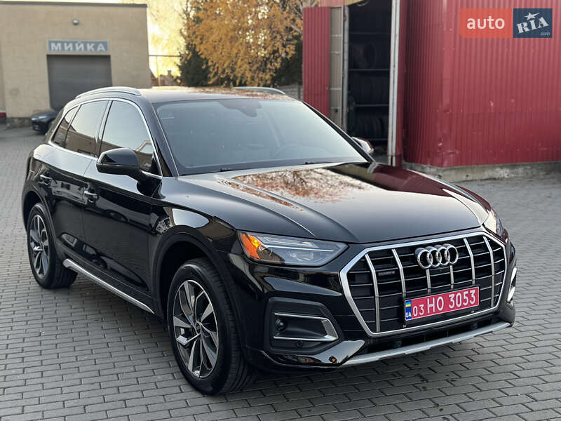 Позашляховик / Кросовер Audi Q5 2021 в Володимирі