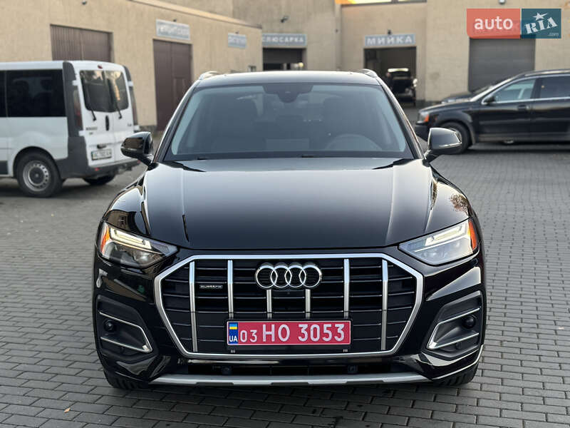 Позашляховик / Кросовер Audi Q5 2021 в Володимирі