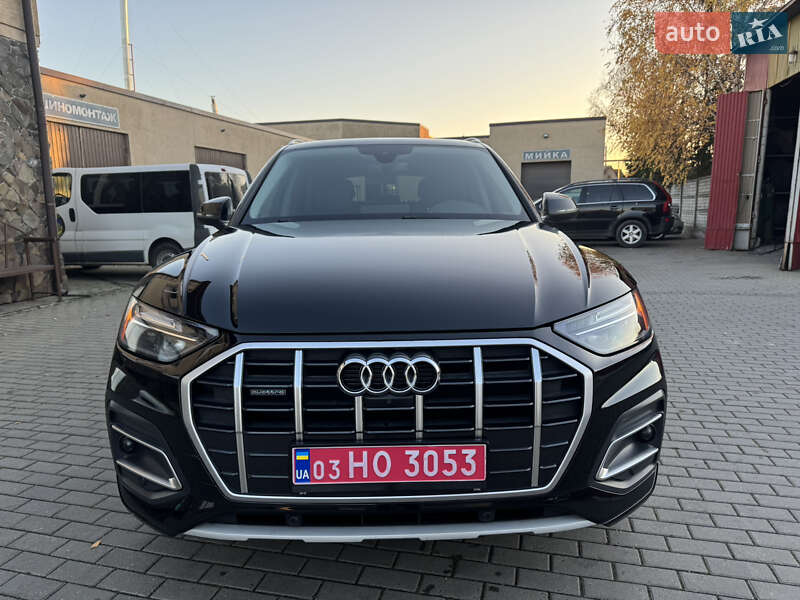 Позашляховик / Кросовер Audi Q5 2021 в Володимирі