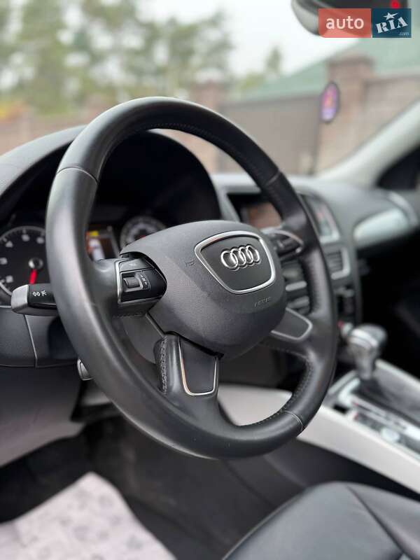 Внедорожник / Кроссовер Audi Q5 2015 в Ровно