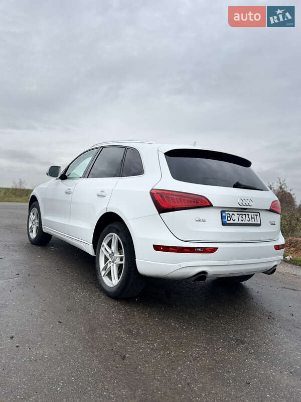 Внедорожник / Кроссовер Audi Q5 2015 в Львове