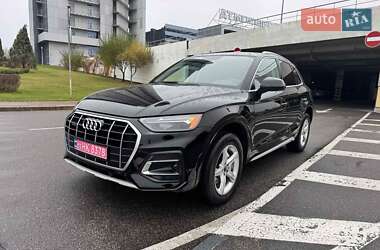 Внедорожник / Кроссовер Audi Q5 2020 в Миргороде