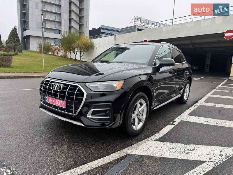 Внедорожник / Кроссовер Audi Q5 2020 в Киеве