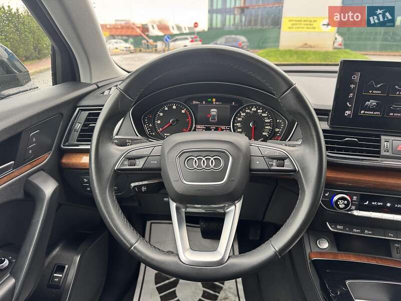 Внедорожник / Кроссовер Audi Q5 2020 в Киеве