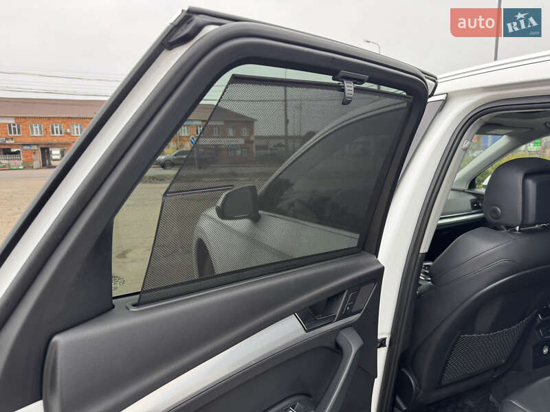 Внедорожник / Кроссовер Audi Q5 2017 в Сумах