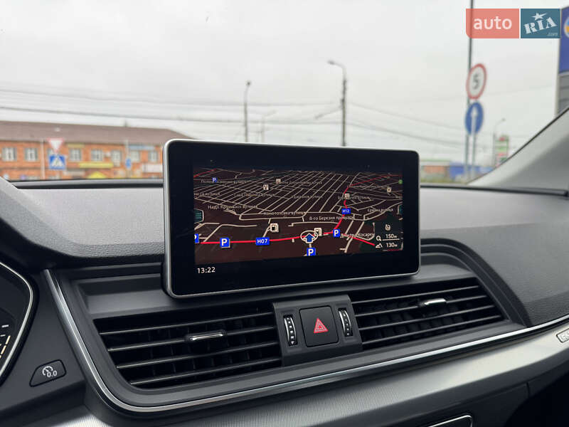 Внедорожник / Кроссовер Audi Q5 2017 в Сумах