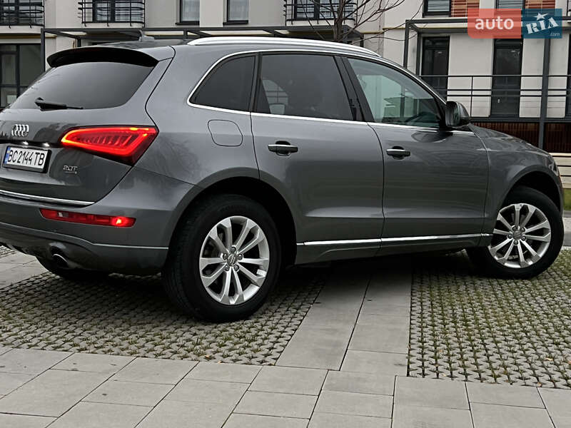 Внедорожник / Кроссовер Audi Q5 2015 в Самборе