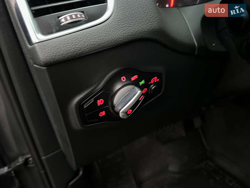 Внедорожник / Кроссовер Audi Q5 2015 в Самборе