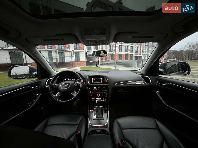 Внедорожник / Кроссовер Audi Q5 2015 в Самборе