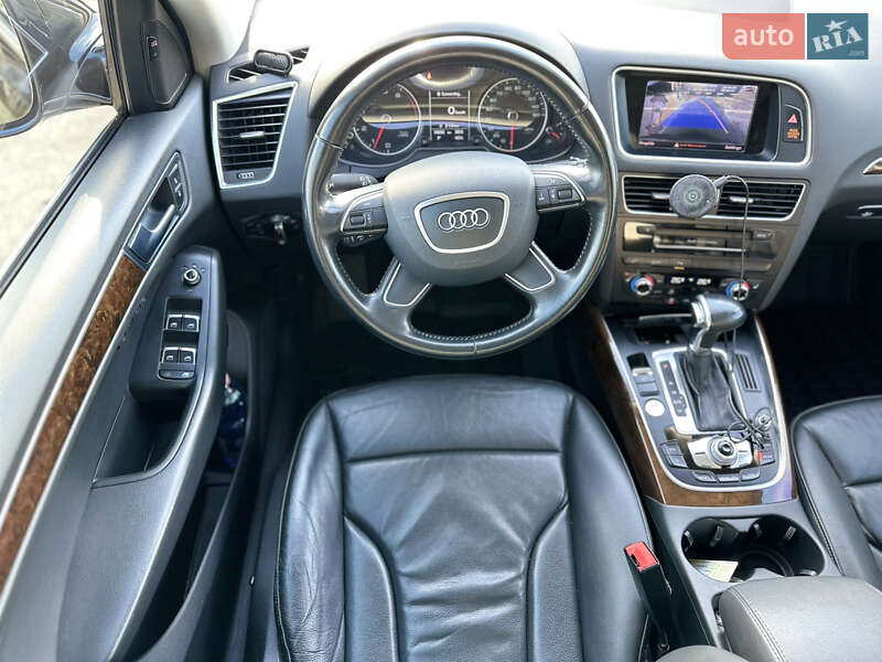 Внедорожник / Кроссовер Audi Q5 2015 в Харькове