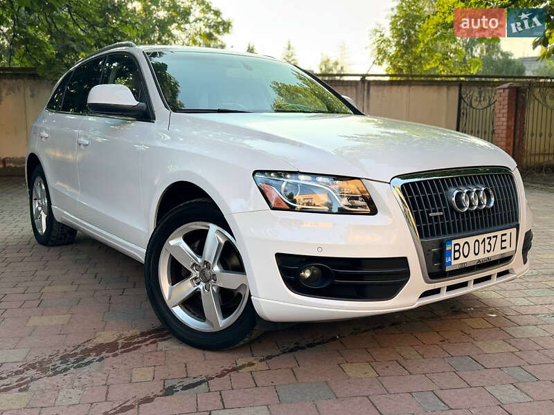 Внедорожник / Кроссовер Audi Q5 2012 в Тернополе