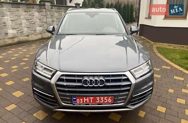 Внедорожник / Кроссовер Audi Q5 2017 в Ровно
