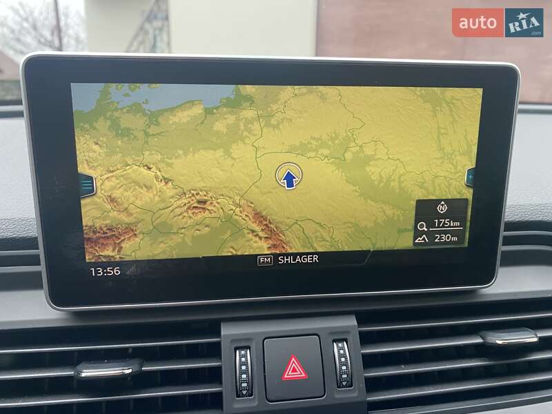 Позашляховик / Кросовер Audi Q5 2017 в Рівному