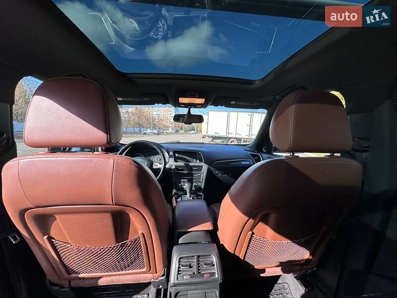 Внедорожник / Кроссовер Audi Q5 2011 в Кривом Роге