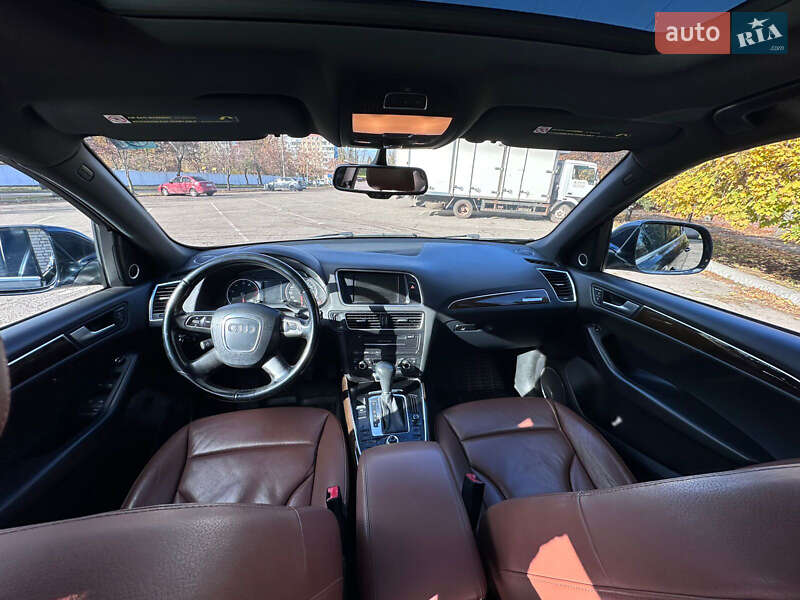 Внедорожник / Кроссовер Audi Q5 2011 в Кривом Роге