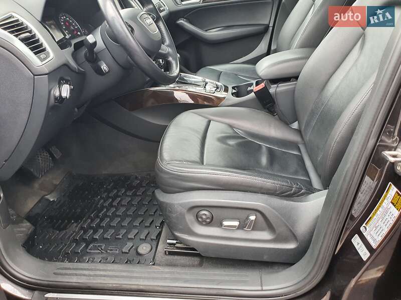 Внедорожник / Кроссовер Audi Q5 2014 в Петропавловской Борщаговке