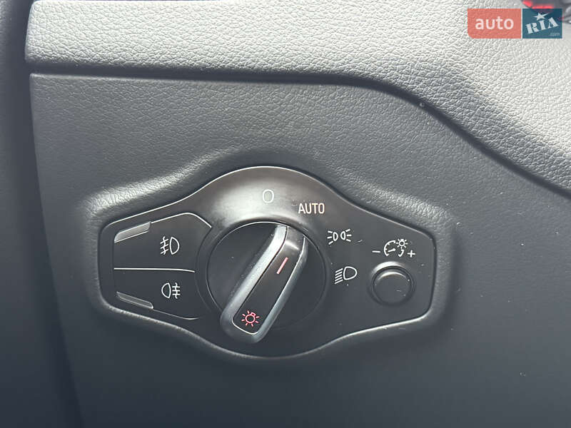 Позашляховик / Кросовер Audi Q5 2016 в Сумах