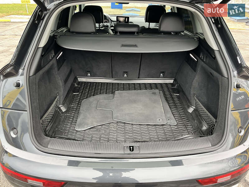 Внедорожник / Кроссовер Audi Q5 2019 в Василькове