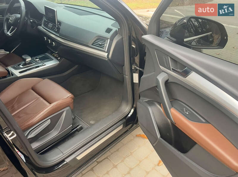 Позашляховик / Кросовер Audi Q5 2020 в Львові фото 10 Позашляховик / Кросовер Audi Q5 2020 в Львові