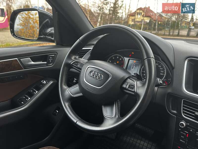 Позашляховик / Кросовер Audi Q5 2015 в Дрогобичі