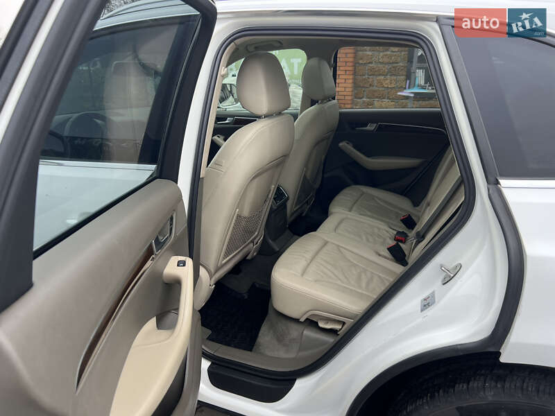 Позашляховик / Кросовер Audi Q5 2011 в Луцьку фото 28 Позашляховик / Кросовер Audi Q5 2011 в Луцьку