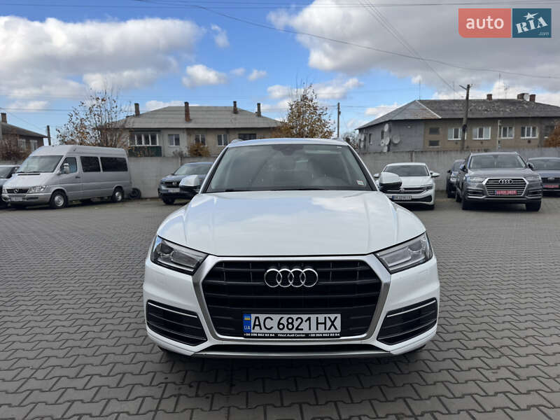 Позашляховик / Кросовер Audi Q5 2017 в Луцьку фото 2 Позашляховик / Кросовер Audi Q5 2017 в Луцьку