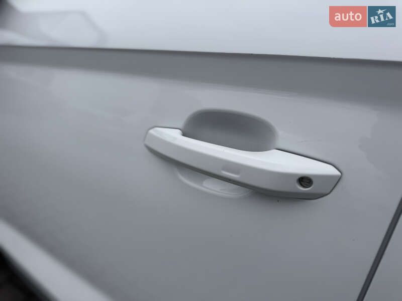 Позашляховик / Кросовер Audi Q5 2017 в Луцьку фото 13 Позашляховик / Кросовер Audi Q5 2017 в Луцьку