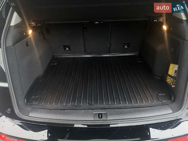 Внедорожник / Кроссовер Audi Q5 2017 в Чернигове