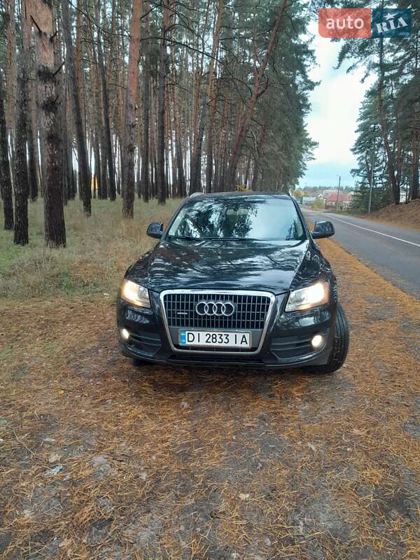 Позашляховик / Кросовер Audi Q5 2010 в Черкасах фото 3 Позашляховик / Кросовер Audi Q5 2010 в Черкасах