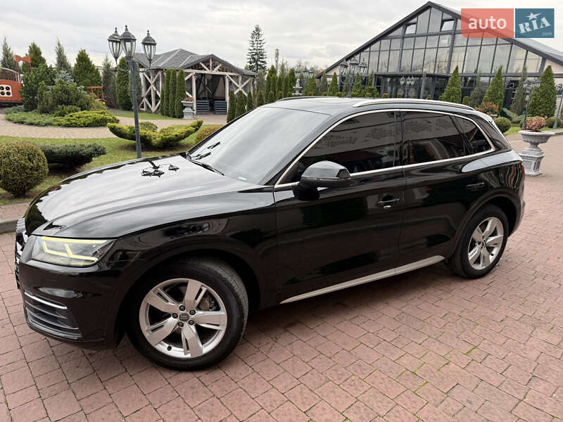 Внедорожник / Кроссовер Audi Q5 2019 в Стрые