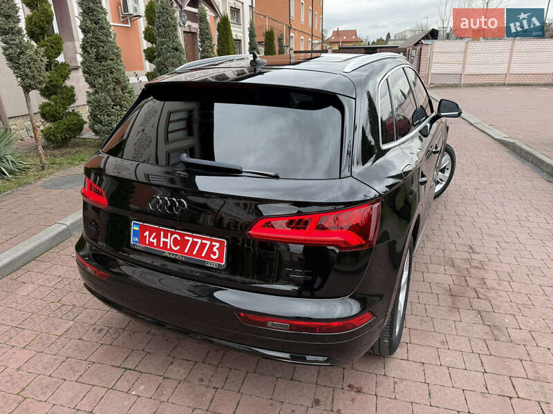 Внедорожник / Кроссовер Audi Q5 2019 в Стрые