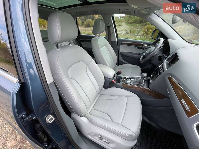 Позашляховик / Кросовер Audi Q5 2016 в Івано-Франківську