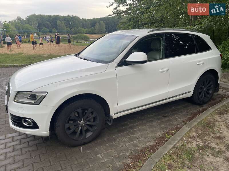 Позашляховик / Кросовер Audi Q5 2013 в Києві