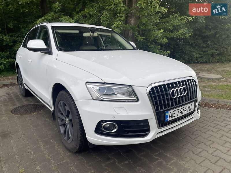 Позашляховик / Кросовер Audi Q5 2013 в Києві