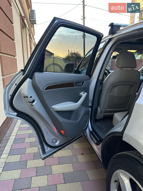 Позашляховик / Кросовер Audi Q5 2012 в Тернополі фото 8 Позашляховик / Кросовер Audi Q5 2012 в Тернополі