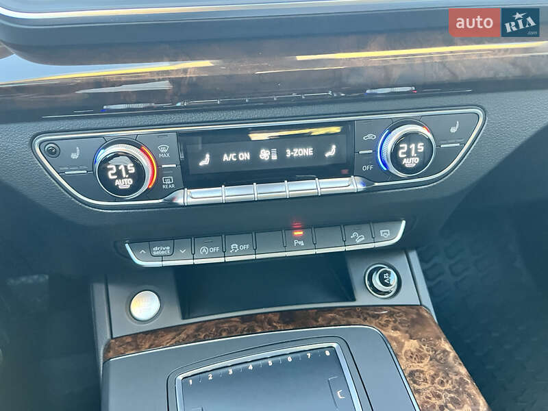 Позашляховик / Кросовер Audi Q5 2017 в Василькові