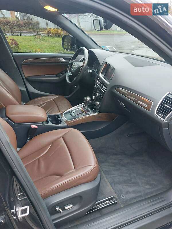Внедорожник / Кроссовер Audi Q5 2013 в Луцке