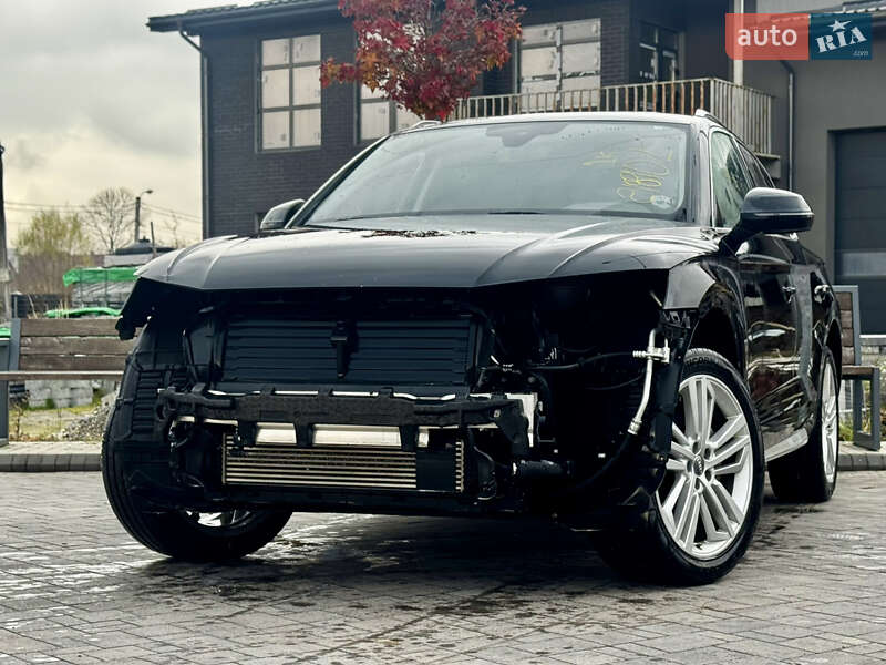 Позашляховик / Кросовер Audi Q5 2018 в Львові