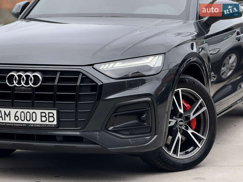 Внедорожник / Кроссовер Audi Q5 2021 в Бердичеве